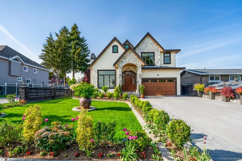 12901 92A AVENUE - photo 1 of 25