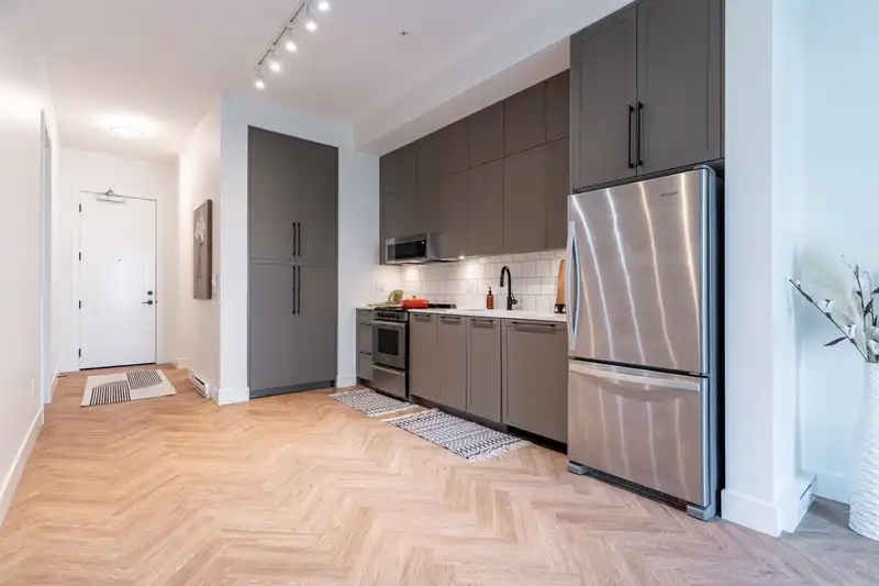 106 13933 105 BOULEVARD - photo 4 of 30