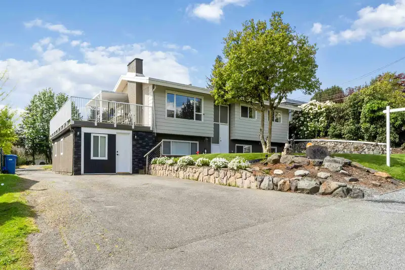 29366 DUNCAN AVENUE - photo 1 of 37
