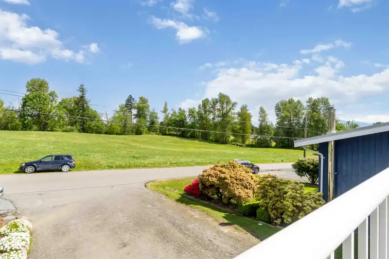 29366 DUNCAN AVENUE - photo 2 of 37