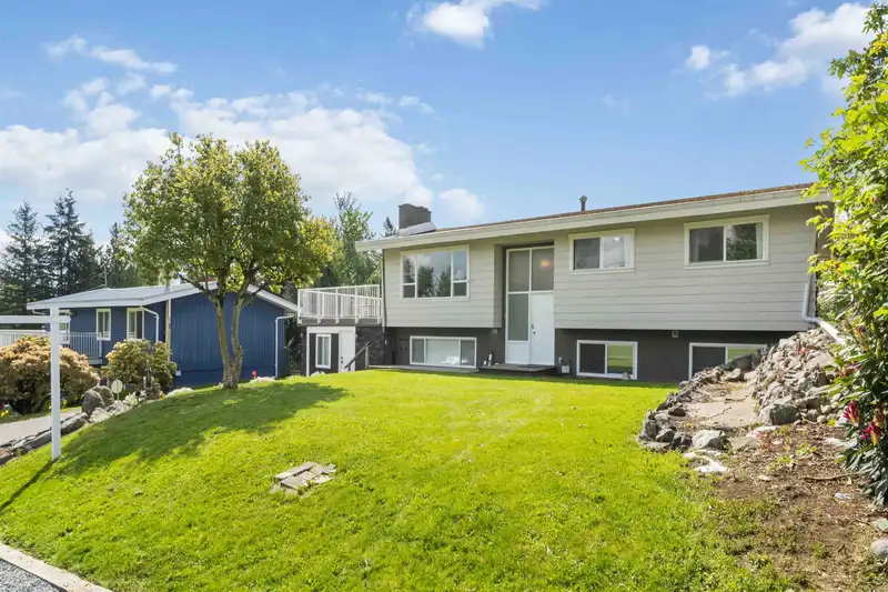 29366 DUNCAN AVENUE - photo 3 of 37