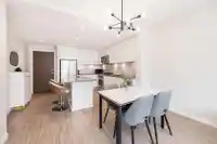302 2651 LIBRARY LANE - thumbnail 11