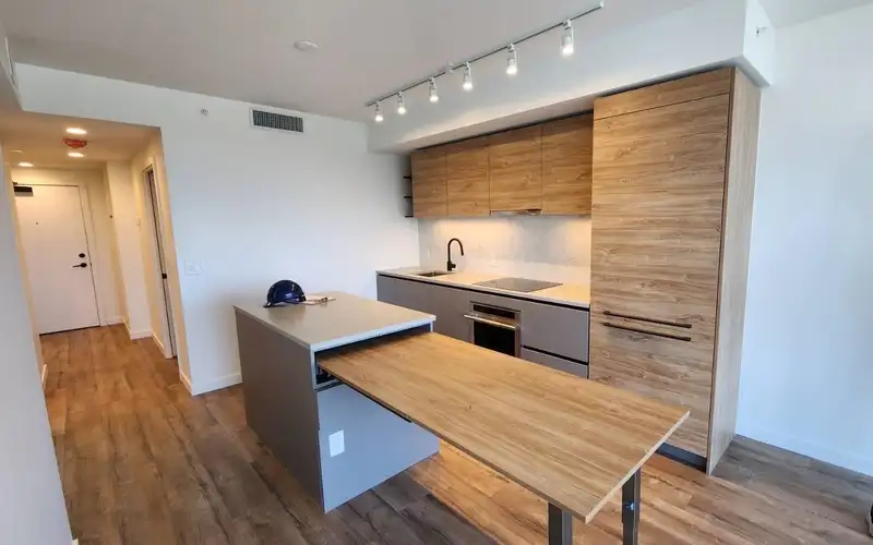 1001 10448 UNIVERSITY DRIVE - photo 1 of 9