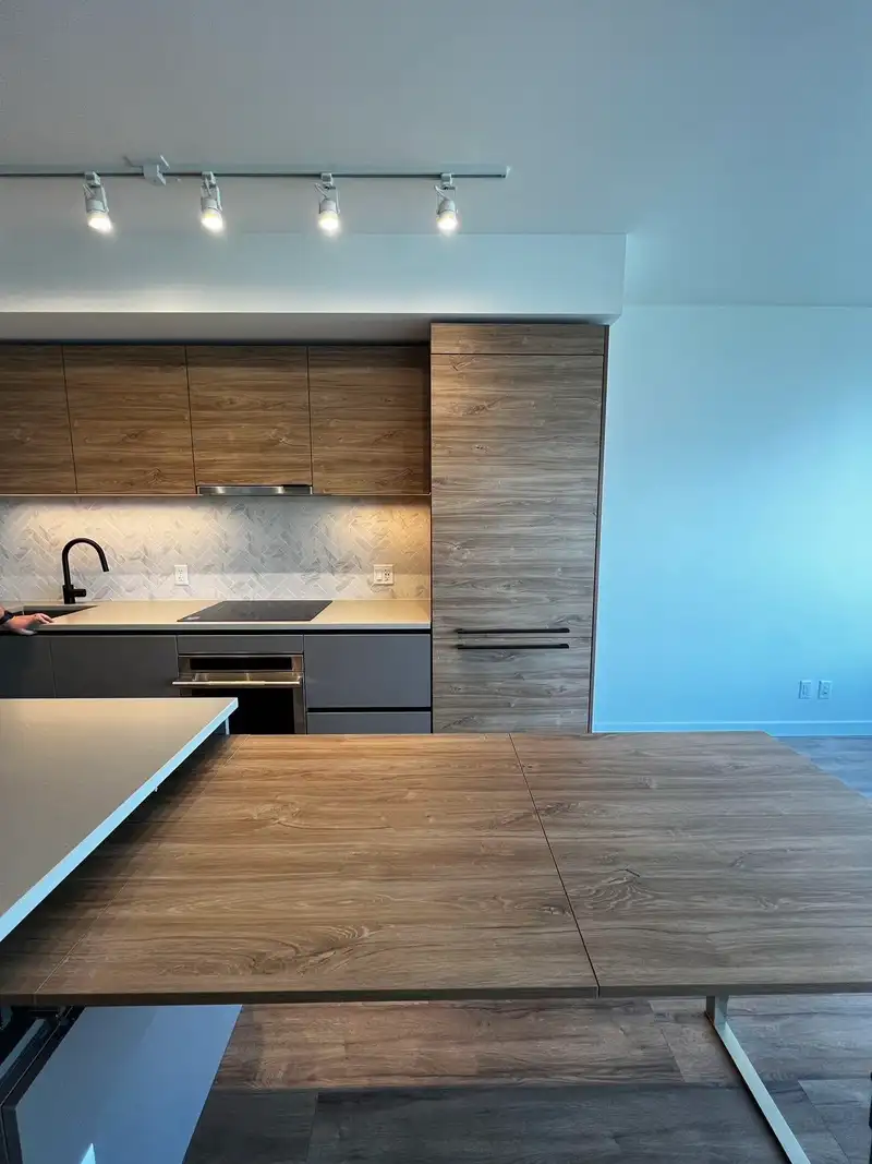1001 10448 UNIVERSITY DRIVE - photo 2 of 9
