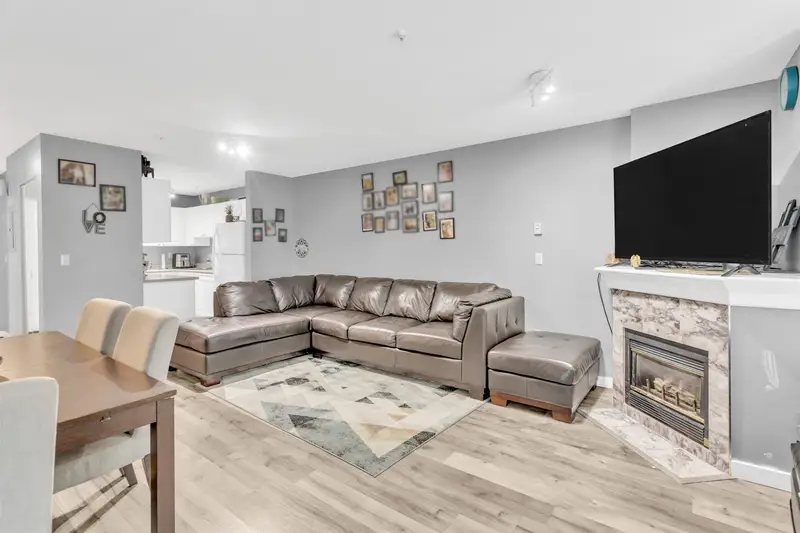 112 14885 100 AVENUE AVENUE - photo 4 of 21