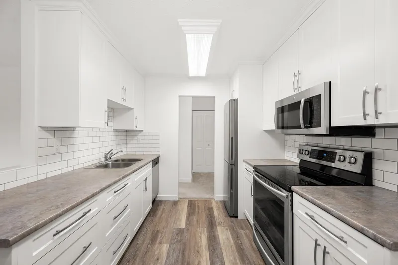 358B 8635 120 STREET - photo 2 of 23