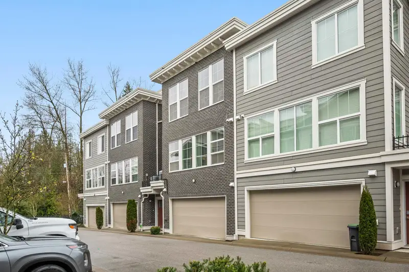 70 8371 202B STREET - photo 3 of 25