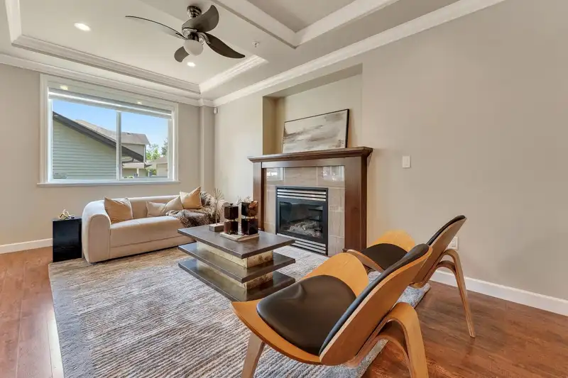 23962 DEWDNEY TRUNK ROAD - photo 4 of 40