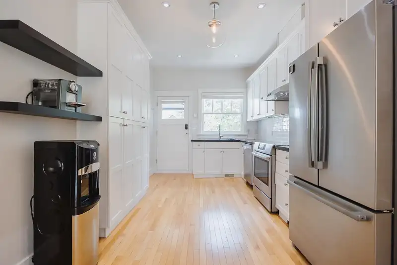 820 EDINBURGH STREET - photo 3 of 40