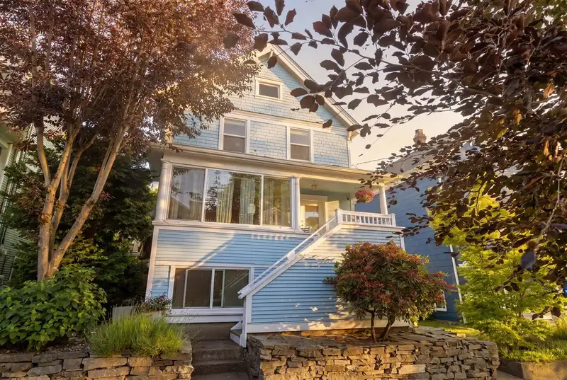 2075 CYPRESS STREET - photo 1 of 40