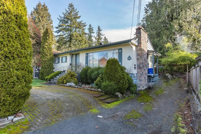 6024 128 STREET - photo 3 of 25