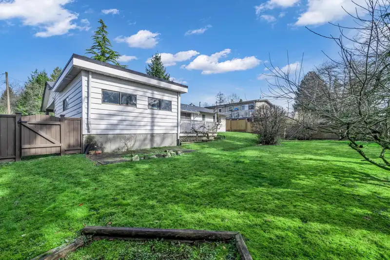 27098 29 AVENUE - photo 3 of 29