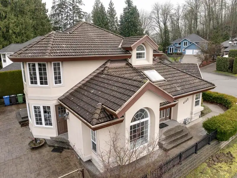4152 BELANGER DRIVE - photo 2 of 3