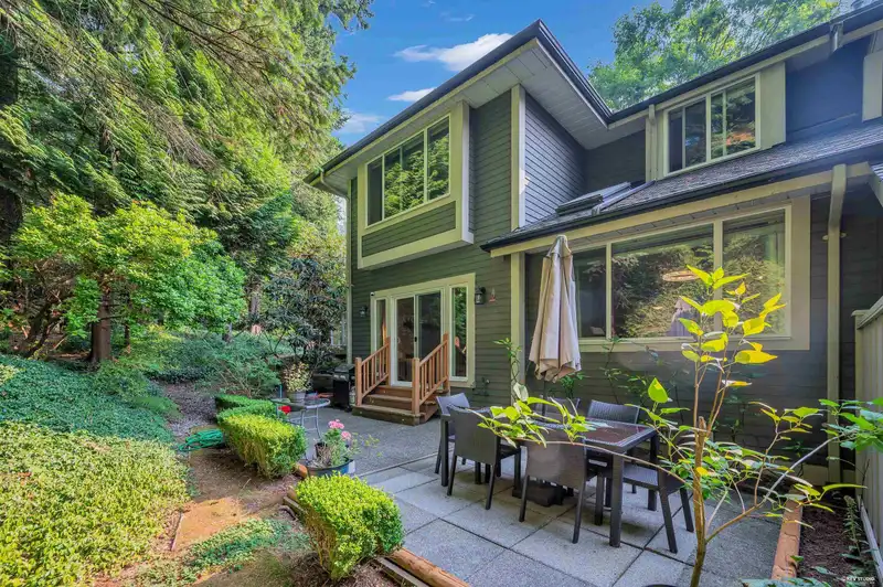9 181 RAVINE DRIVE - photo 1 of 39