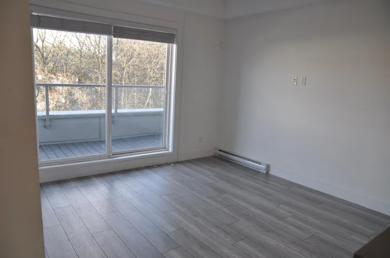 506 13978 FRASER HIGHWAY - photo 3 of 25