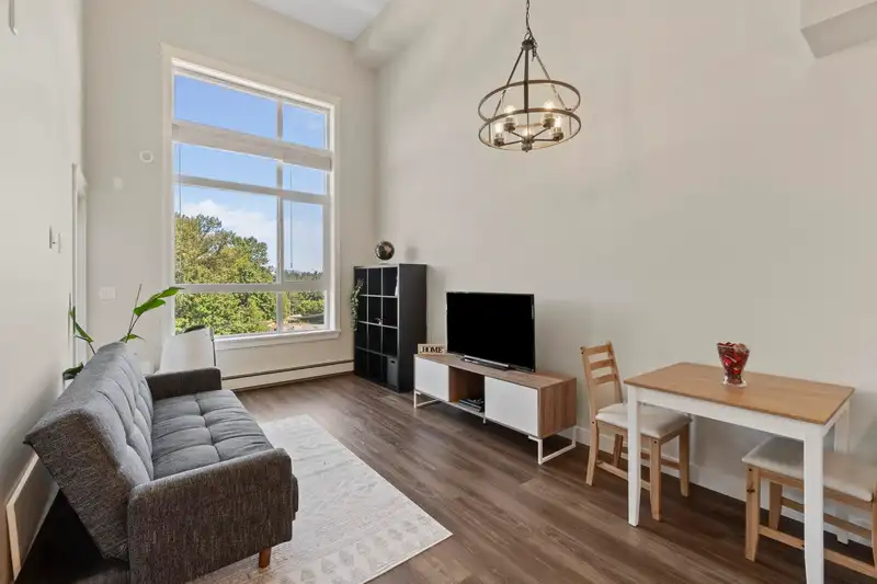 524 11077 RAVINE ROAD - photo 2 of 33