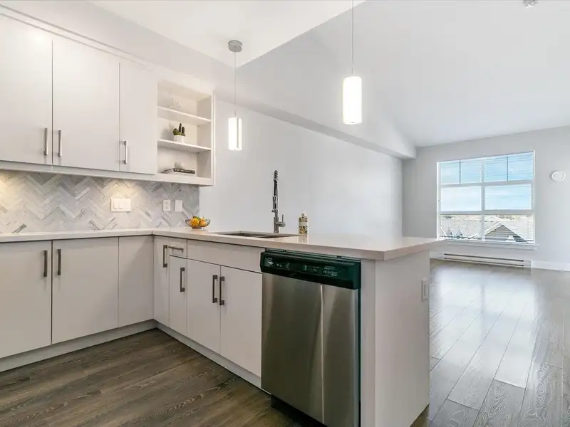 401 14550 WINTER CRESCENT - photo 1 of 35