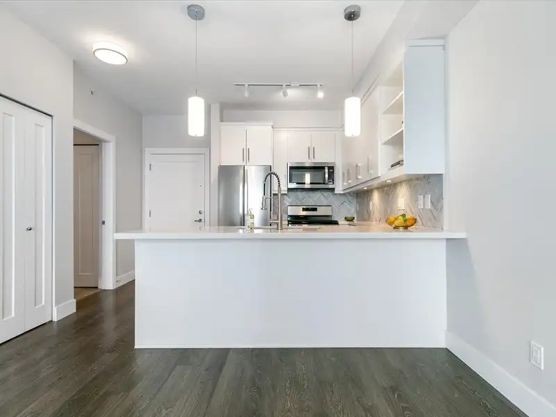 401 14550 WINTER CRESCENT - photo 4 of 35