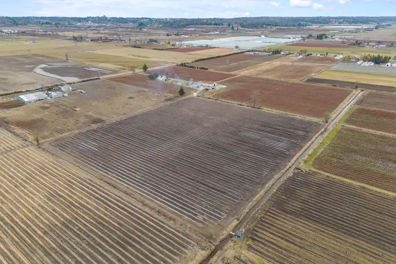 34659 TOWNSHIPLINE ROAD - photo 3 of 40