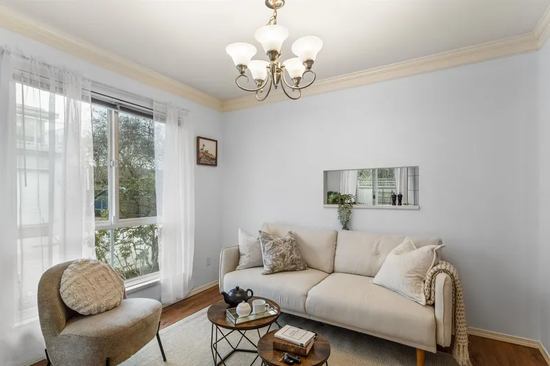 20 15875 84 AVENUE - photo 4 of 25