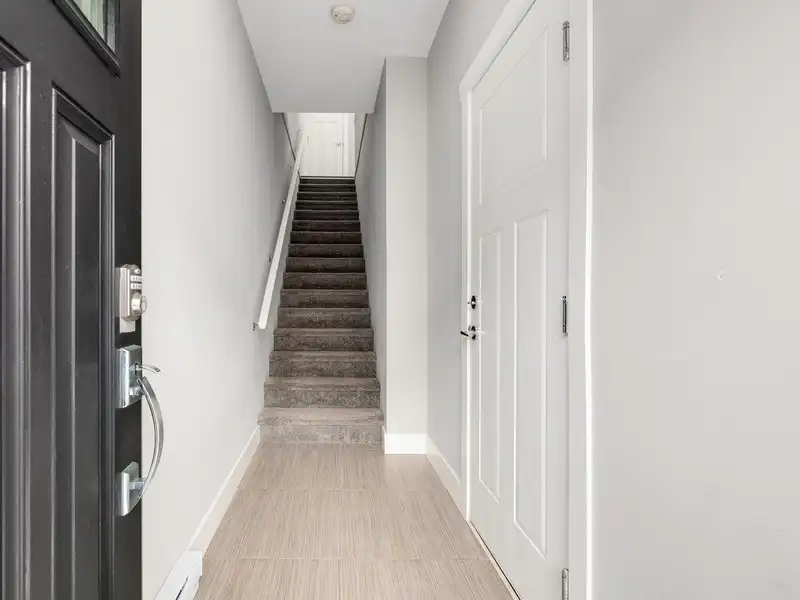 368 1784 OSPREY DRIVE - photo 3 of 27