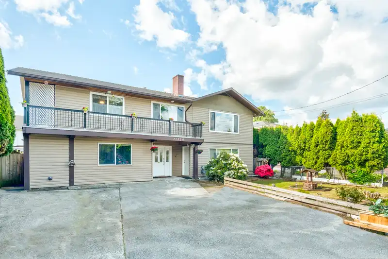 11720 BIRD ROAD - photo 3 of 40