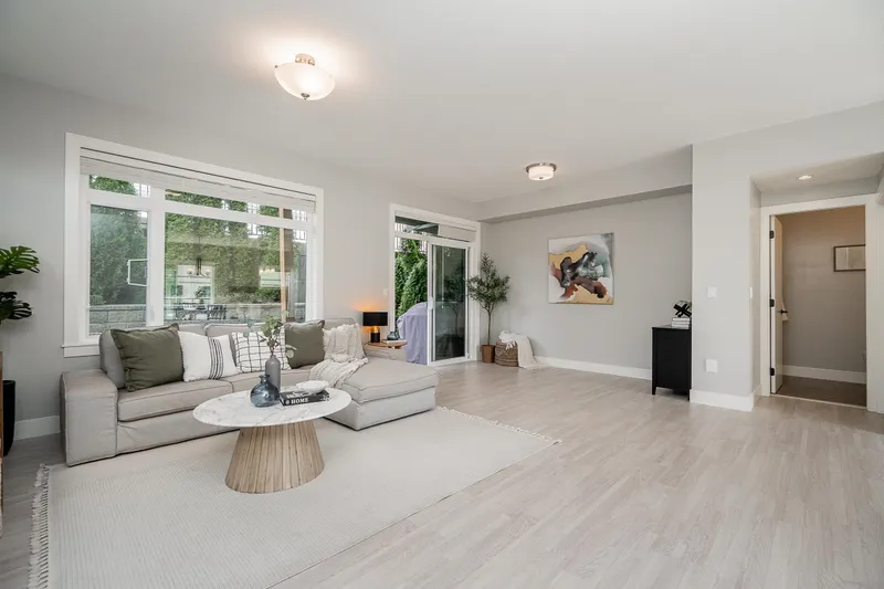 124 3525 CHANDLER STREET - photo 2 of 25