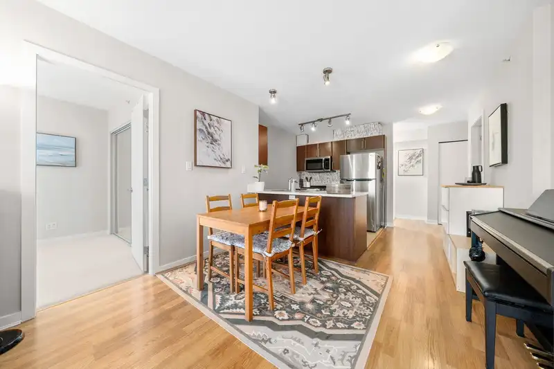 2506 1178 HEFFLEY CRESCENT - photo 4 of 40