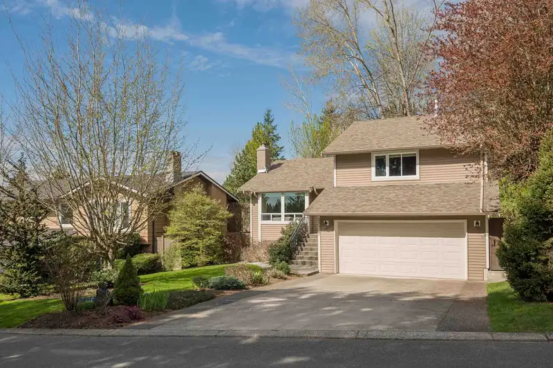 35327 SANDY HILL CRESCENT - photo 2 of 40