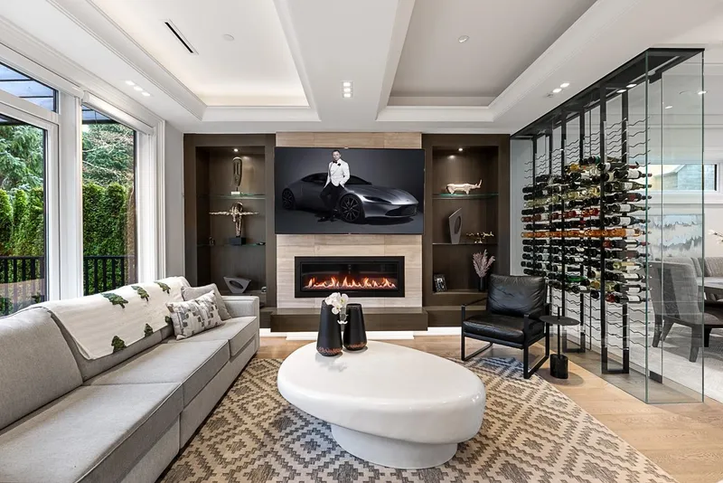 14237 VINE AVENUE - photo 4 of 25