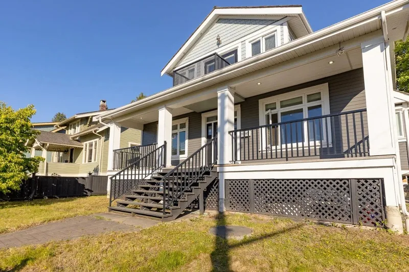 10302 MAIN STREET - photo 2 of 25