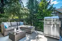 1 6747 203 STREET - thumbnail 22