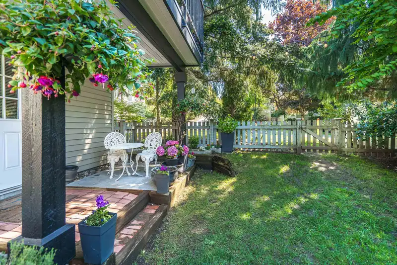 1 6747 203 STREET - photo 4 of 40