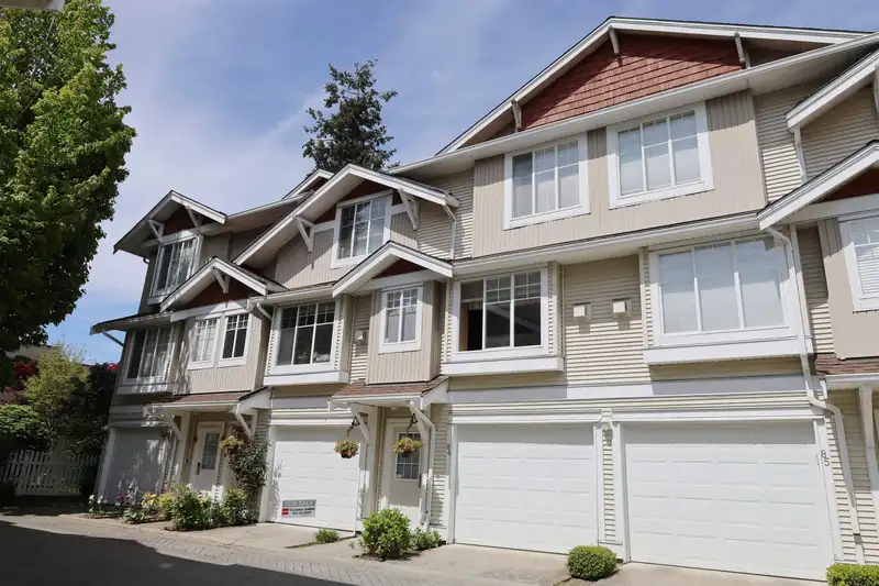 84 12110 75A AVENUE - photo 1 of 23