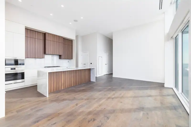 2703 7433 CAMBIE STREET - photo 1 of 5