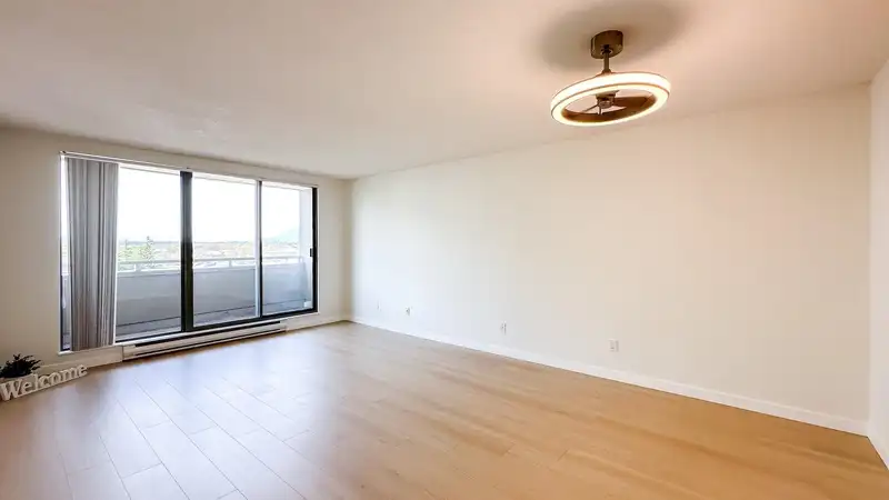 803 8248 LANSDOWNE ROAD - photo 3 of 18