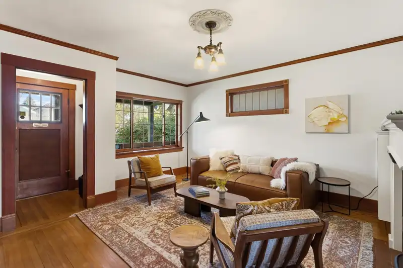 2282 E 7TH AVENUE - photo 3 of 30