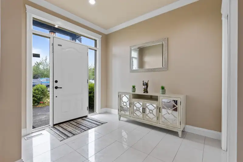 2194 MERLOT BOULEVARD - photo 2 of 30
