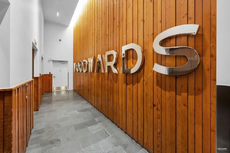 3605 128 W CORDOVA STREET - photo 2 of 25