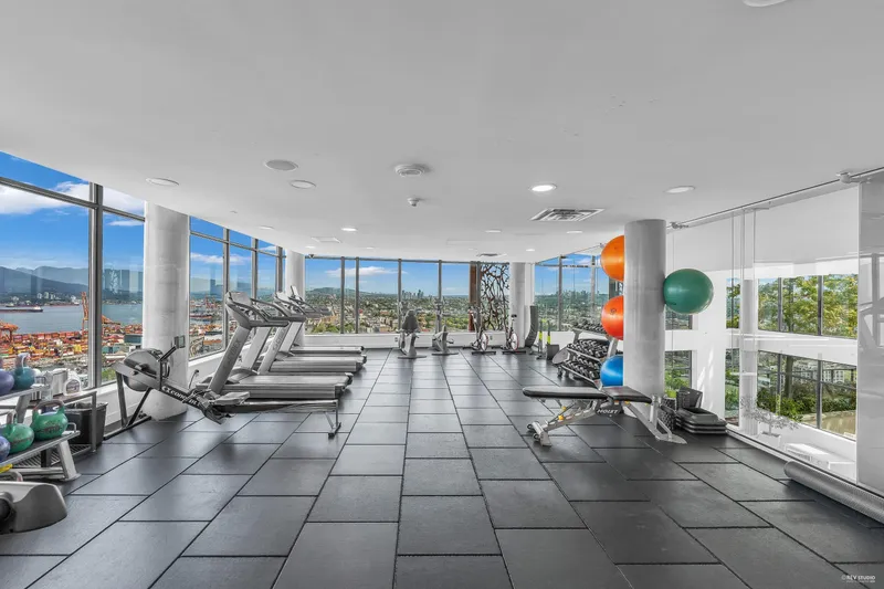 3605 128 W CORDOVA STREET - photo 3 of 25