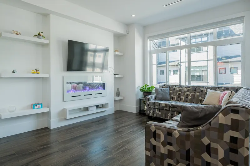 16 15177 60 AVENUE - photo 4 of 25