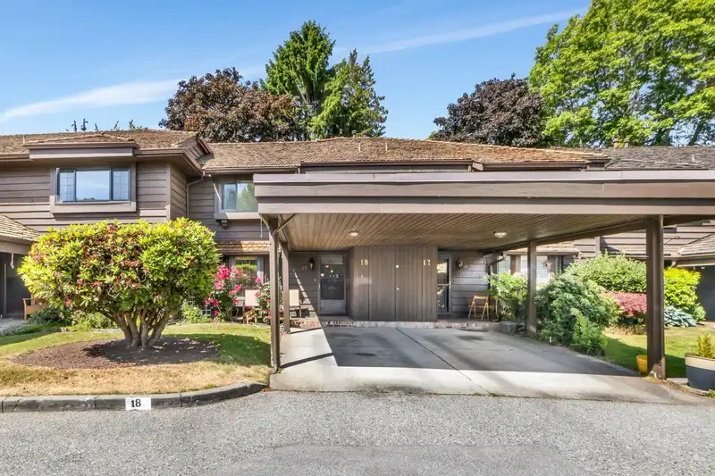 18 8111 SAUNDERS ROAD - photo 1 of 38