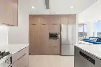 903 1471 HUNTER STREET - thumbnail 3