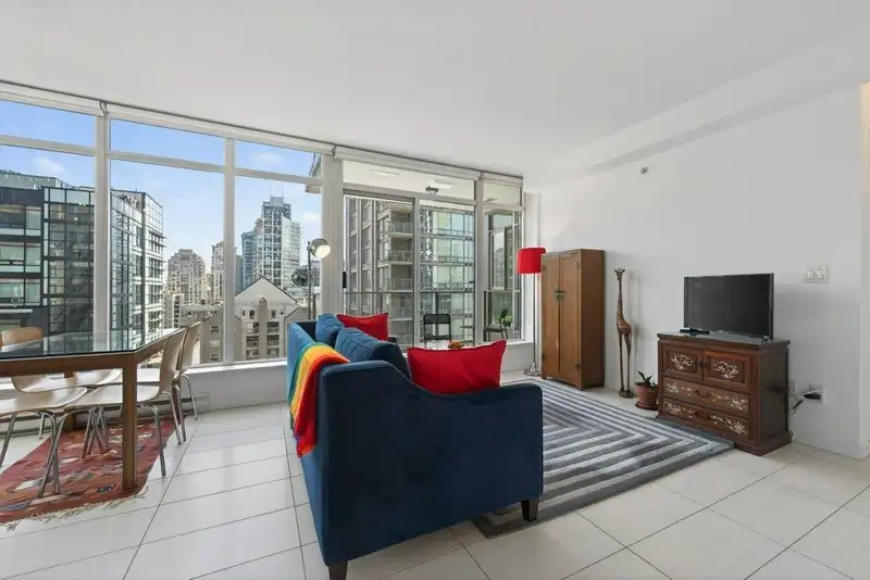 902 1252 HORNBY STREET - photo 3 of 35