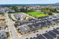 20479 77B AVENUE - thumbnail 1