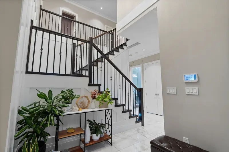 6648 134 STREET - photo 3 of 25