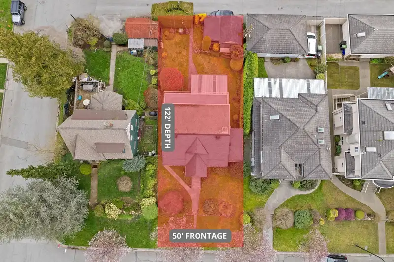 5878 ARLINGTON STREET - photo 4 of 20