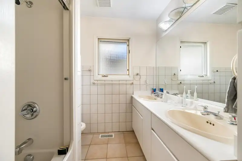 5942 LAUREL STREET - photo 2 of 24