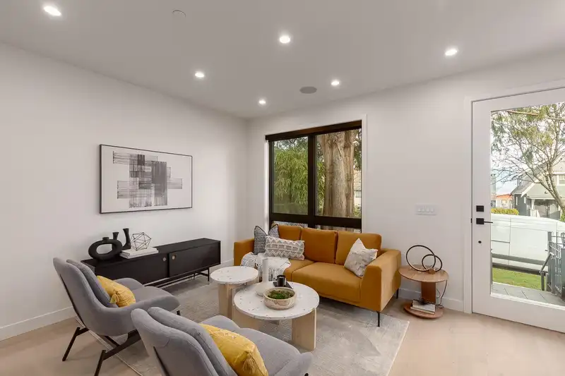 1 3858 W 13TH AVENUE - photo 4 of 31