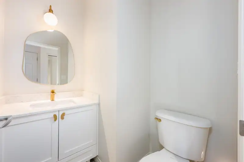 2 8271 FRANCIS ROAD - photo 4 of 31